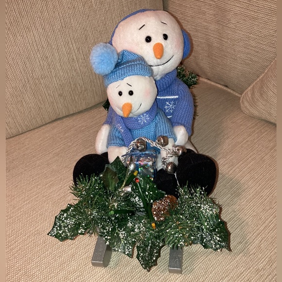 VINTAGE AVON “A MAGICAL WINTER SLEIGH RIDE” - Picture 3 of 16